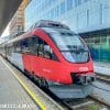 OBB trein op treinstation Innsbruck Hauptbahnhof